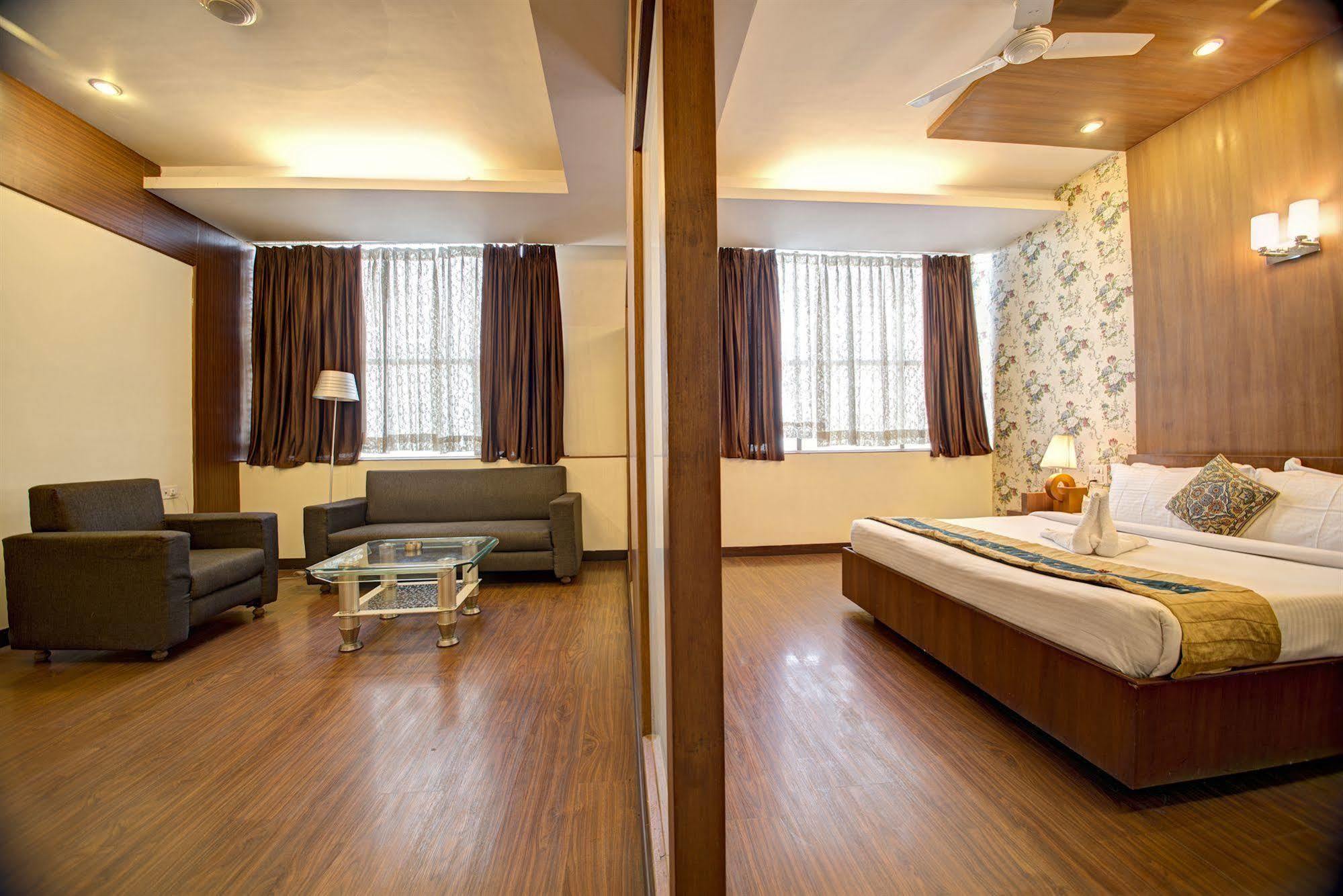 Hotel Pr Residency Амрітсар Екстер'єр фото